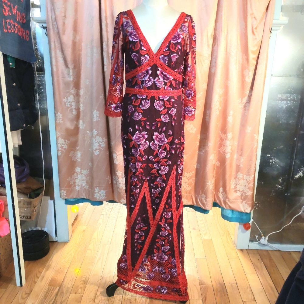 Marchesa Notte Crimson Red Gown - Picture 7 of 8